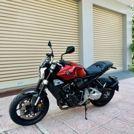 Honda Cb1000r