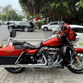 Harley_Davidson_CVO_Street_Glide 2018 117ci Date 2018